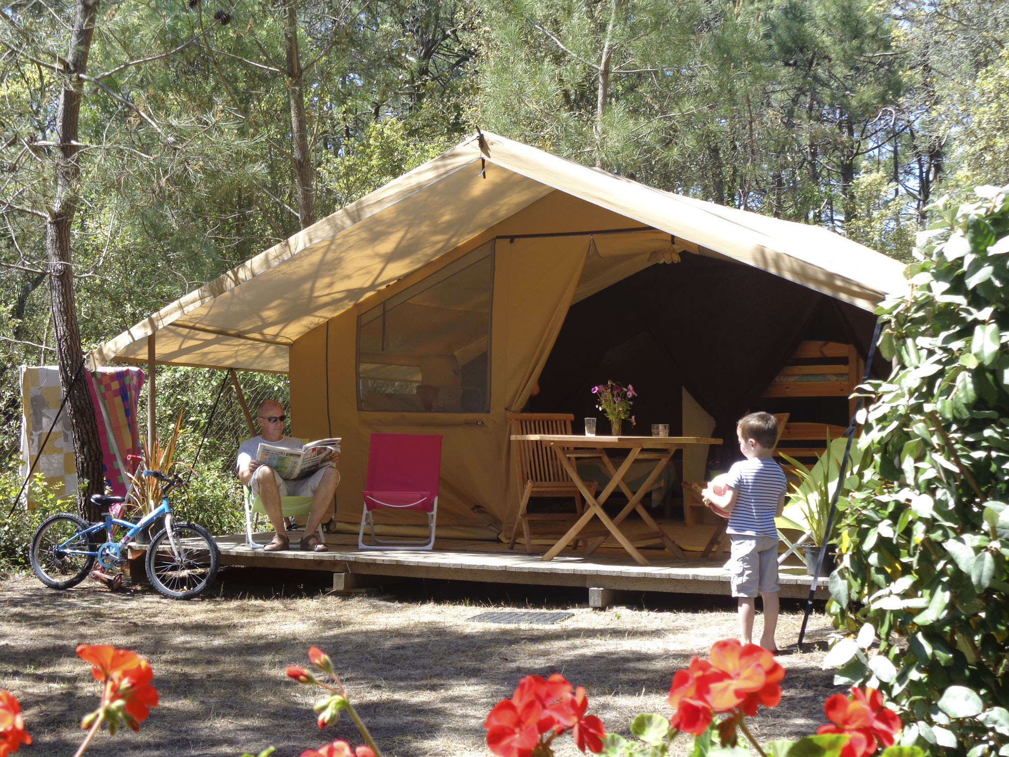 camping-la-campiere-lodge-arago-A